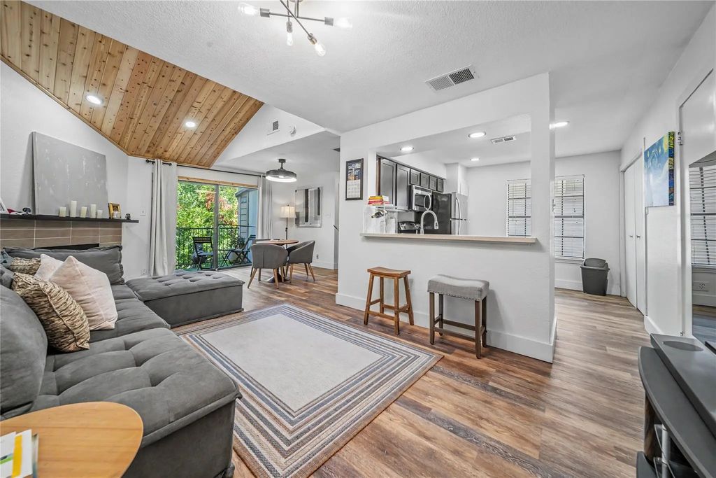 4777 Cedar Springs Road 3q, Dallas