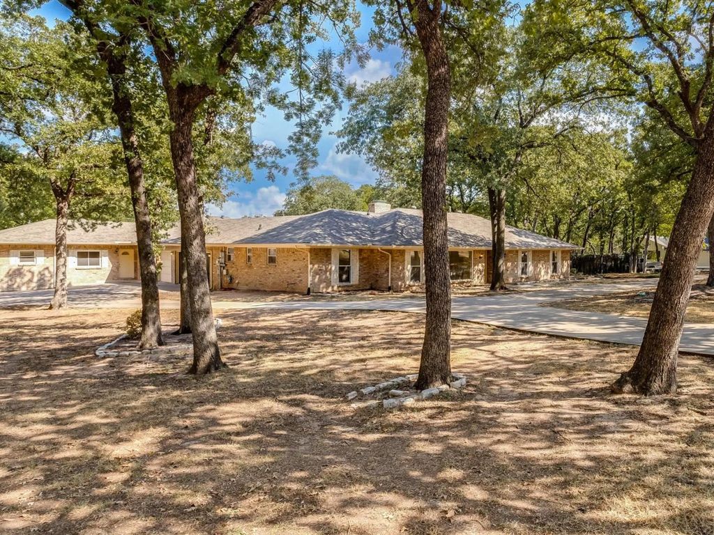 805 Belinda Drive, Keller