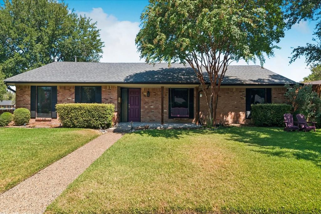 3207 Grantwood Drive, Dallas