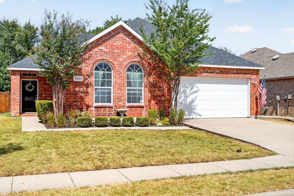 1921 Wild Horse Way, Fort Worth