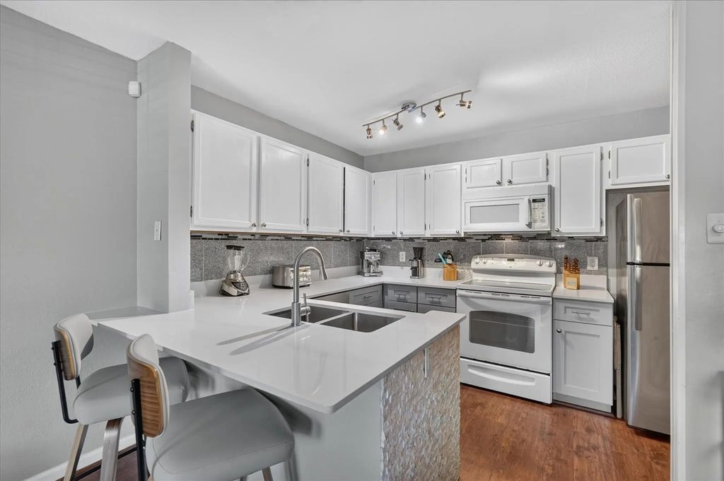 6108 Abrams Road 403, Dallas