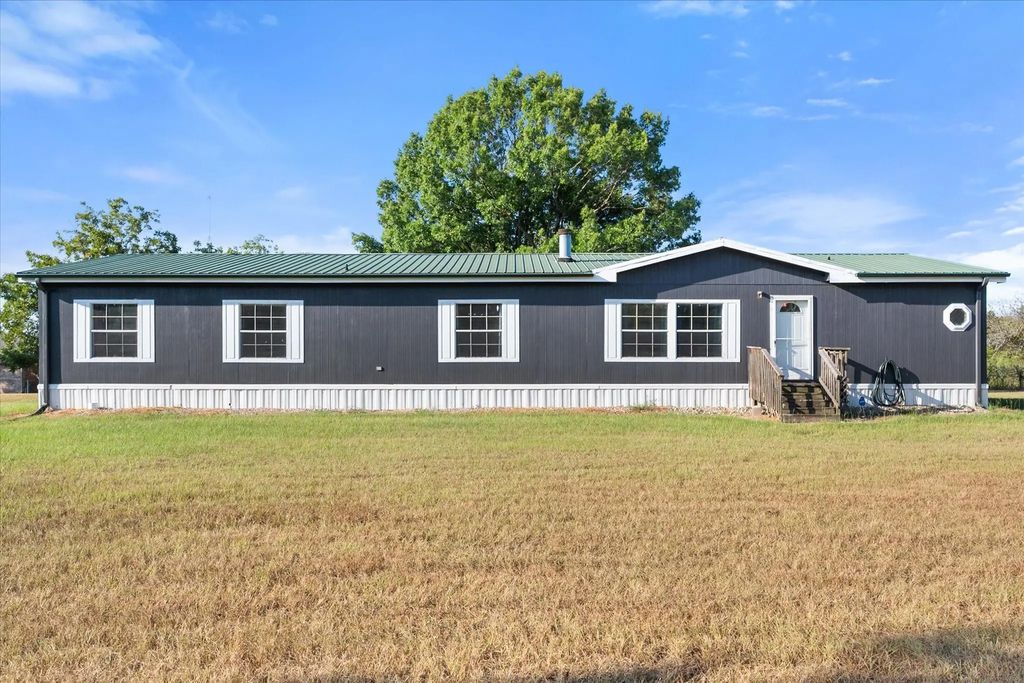 610 Fm 2859, Corsicana