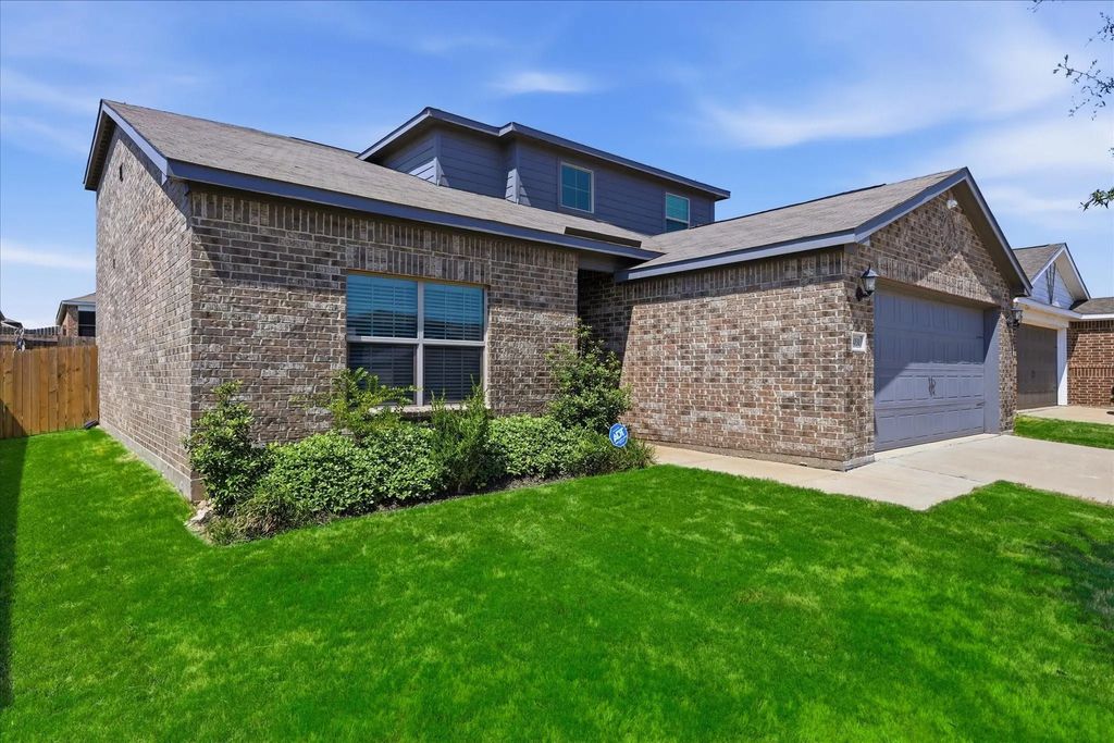 2031 Canterbury Drive, Seagoville