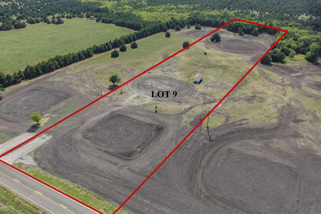 3227 Fm Rd 1569, Greenville