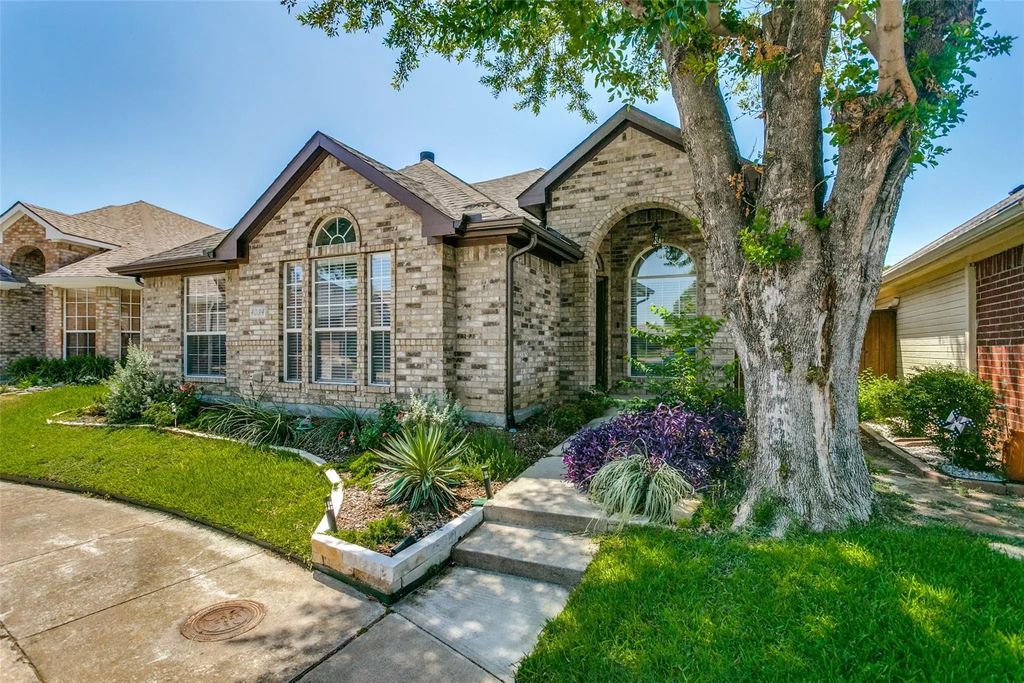 4034 Midrose Trail, Dallas
