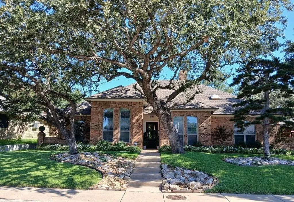 6305 Crested Butte Drive, Dallas