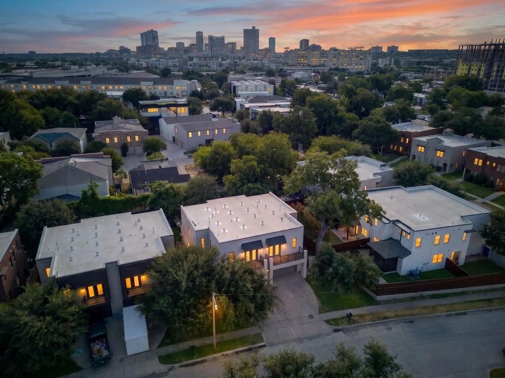 415 Templeton Drive, Fort Worth