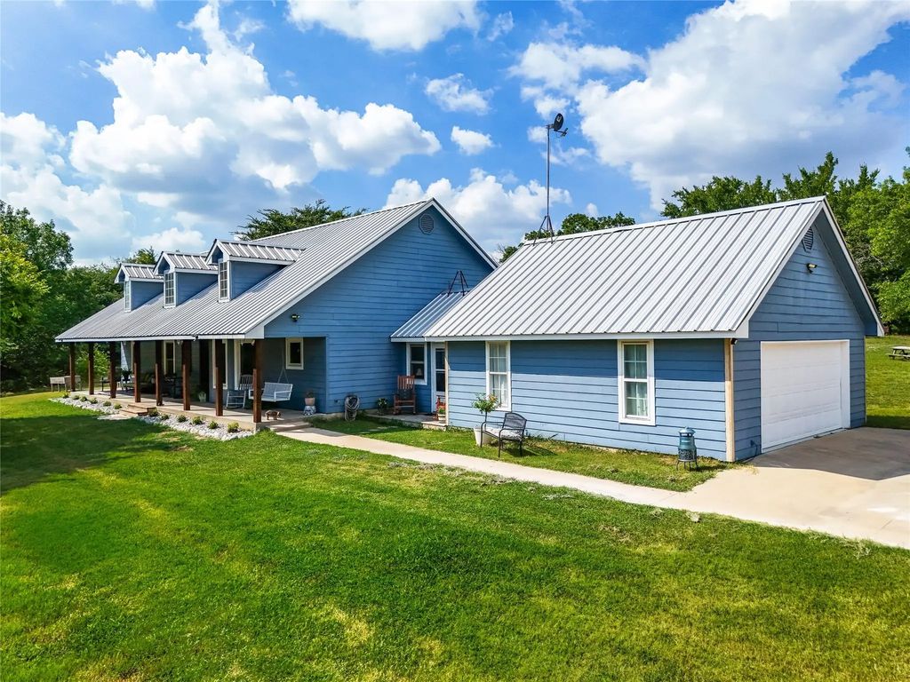 1088 Bub Hill Road, Whitewright