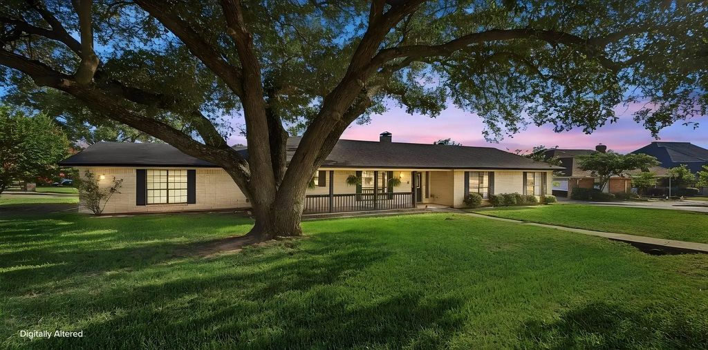 9012 Bontura Road, Granbury