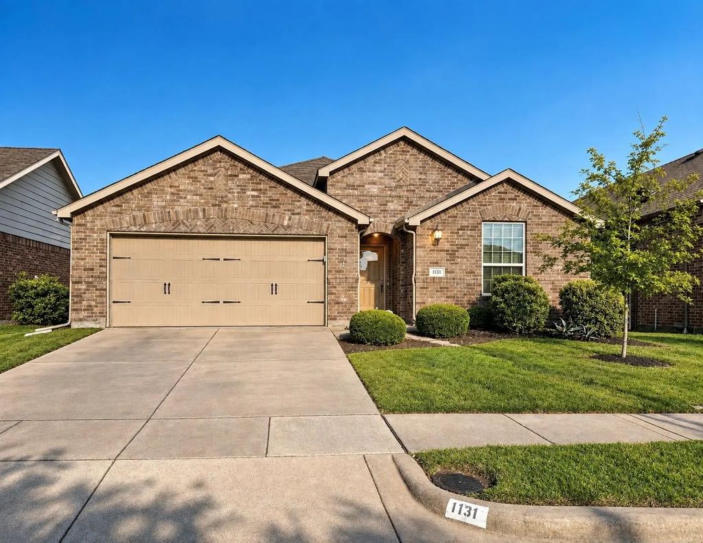 1131 Grimes Drive, Forney