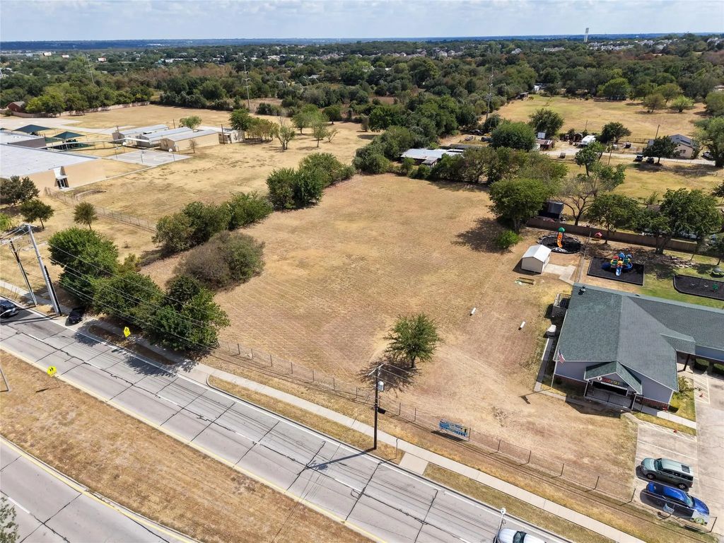 7208 John T White Road, Fort Worth
