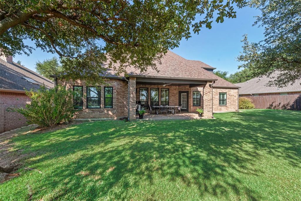 6813 Vista Ridge Drive E, Fort Worth