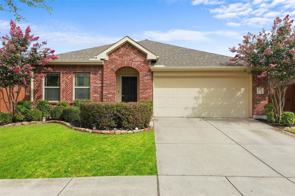 2017 Windsong Drive, Heartland
