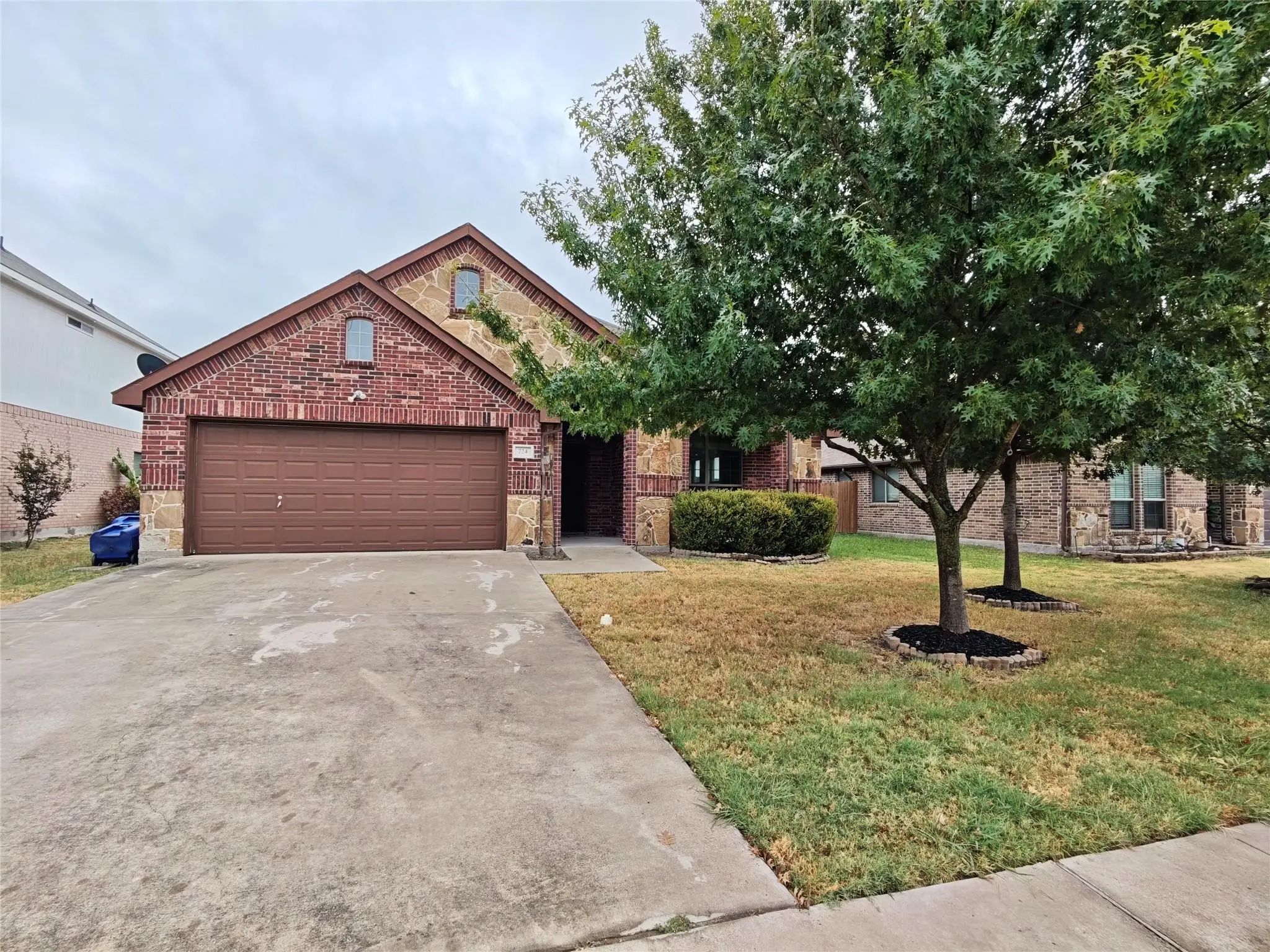Photo of Listing #21384077