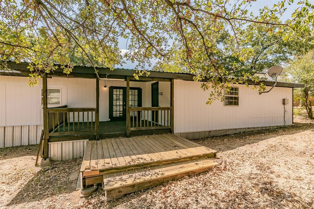 1708 Hilltop Lane, Keller