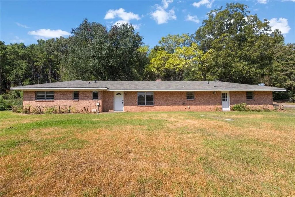 11369 Sherra, Tyler