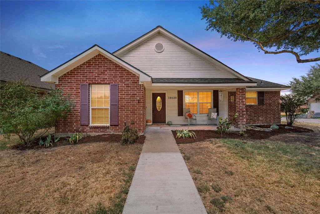 10120 Colony Drive, Waco