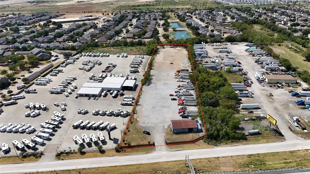 10350 South Freeway, Fort Worth