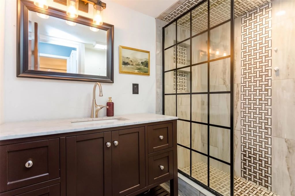 10203 Regal Oaks Drive 101, Dallas