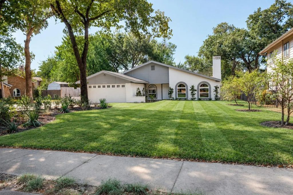 3004 Raintree Court, Bedford