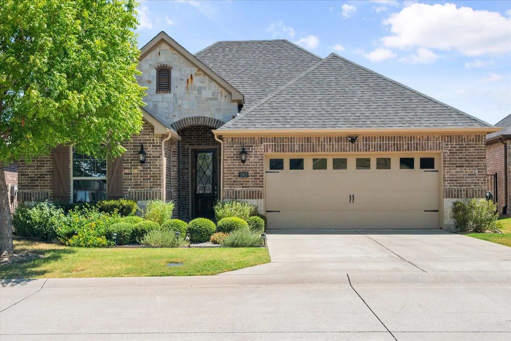 2912 Ervin Way 2912, Mansfield