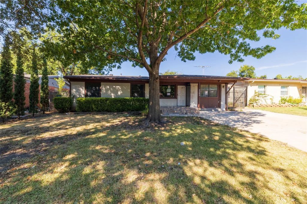 3264 Hillglenn Road, Dallas