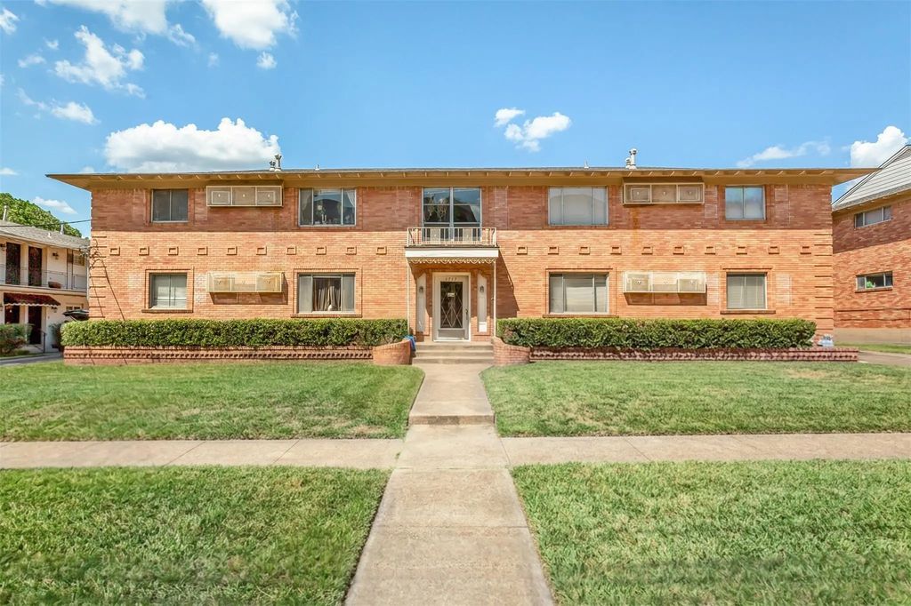 5717 Mccommas Boulevard C, Dallas