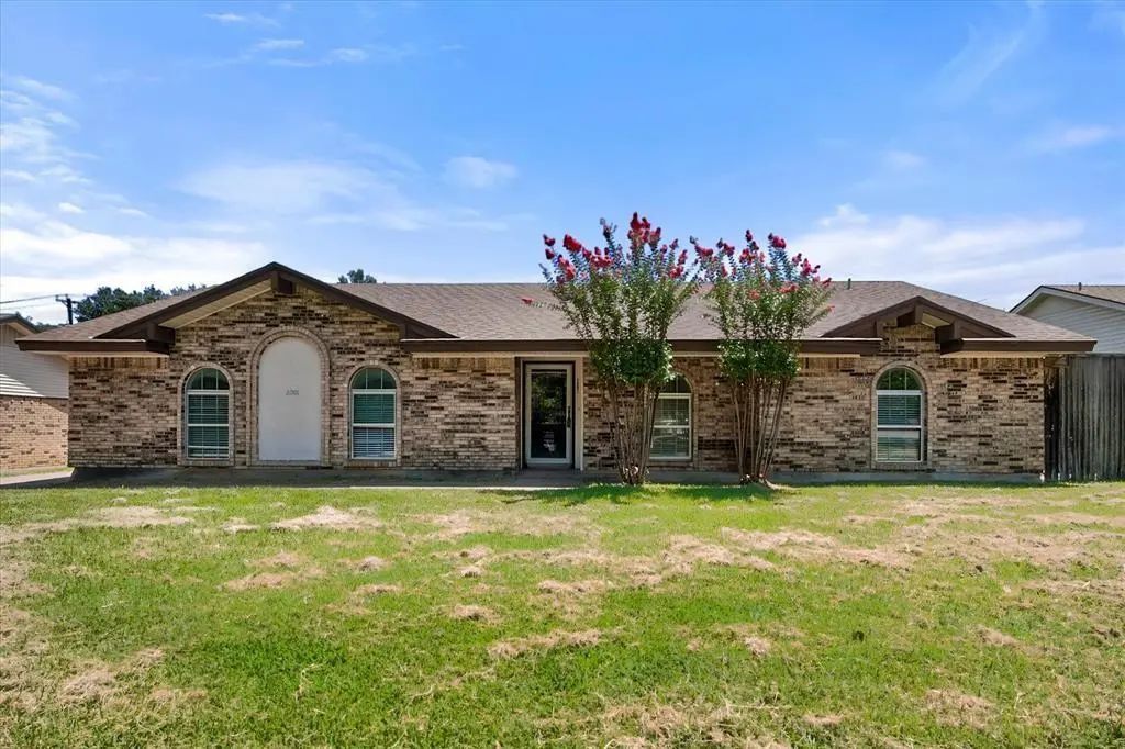 2001 San Jacinto Drive, Arlington