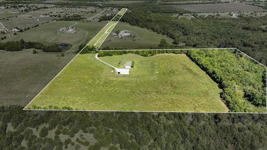 20132 County Road 818, Farmersville
