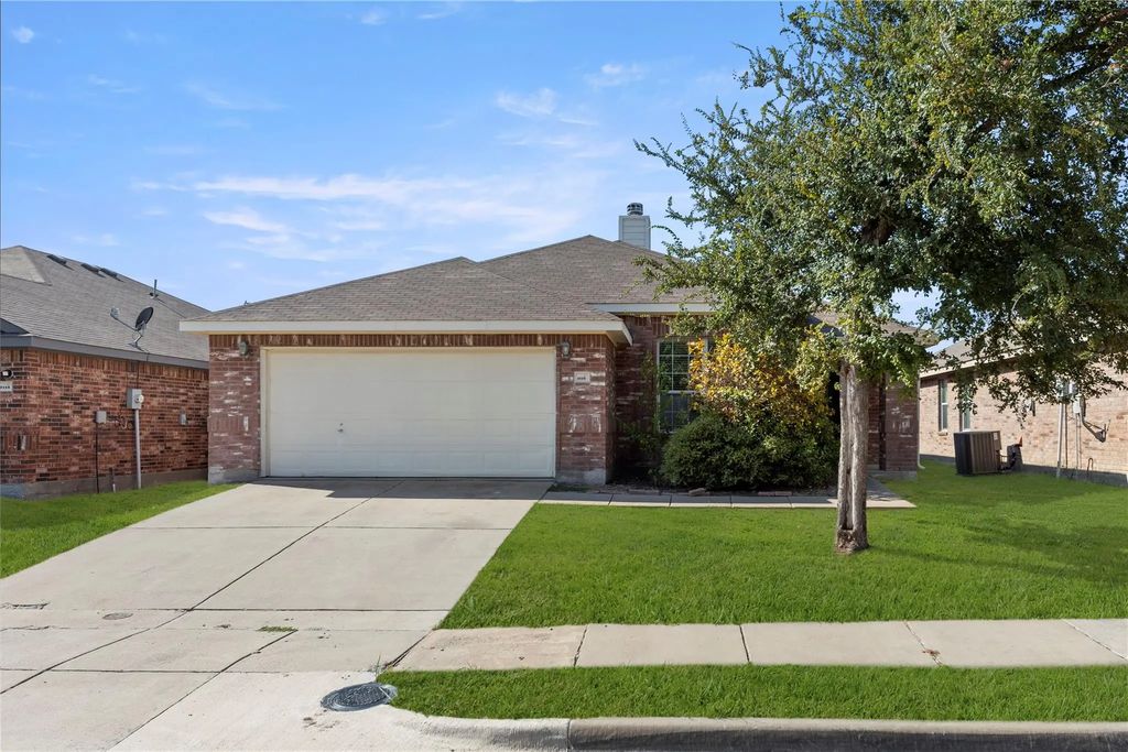 1115 Mule Deer Road, Forney