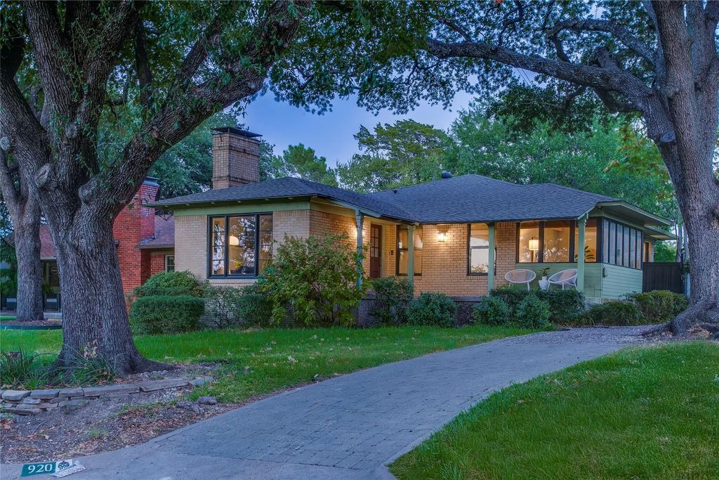 920 Bison Trail, Dallas