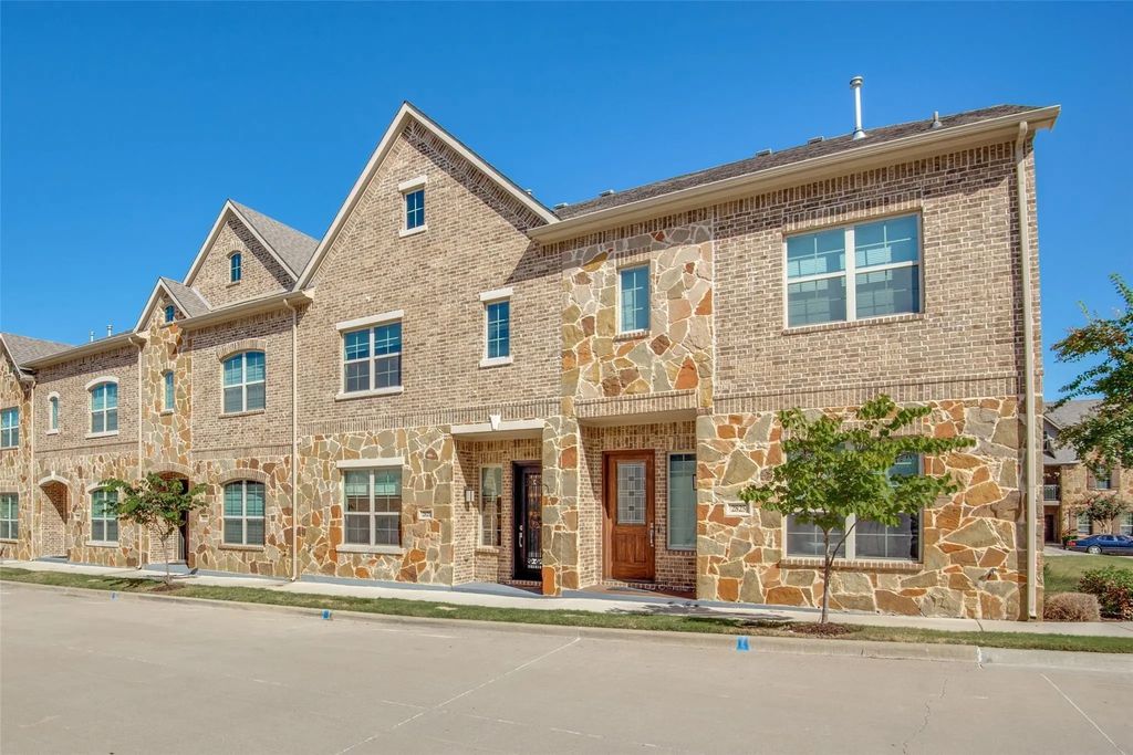 2821 Lindale Drive, Carrollton