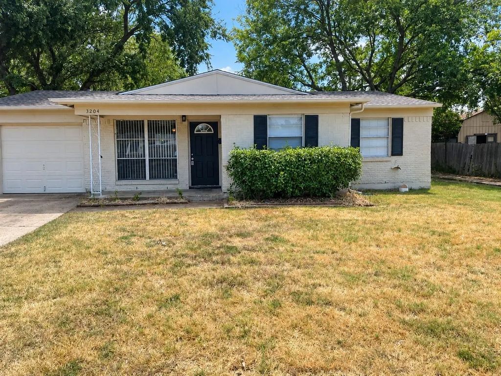 3204 Caribbean Drive, Mesquite
