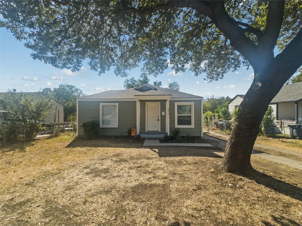 4212 Mccart Avenue, Fort Worth