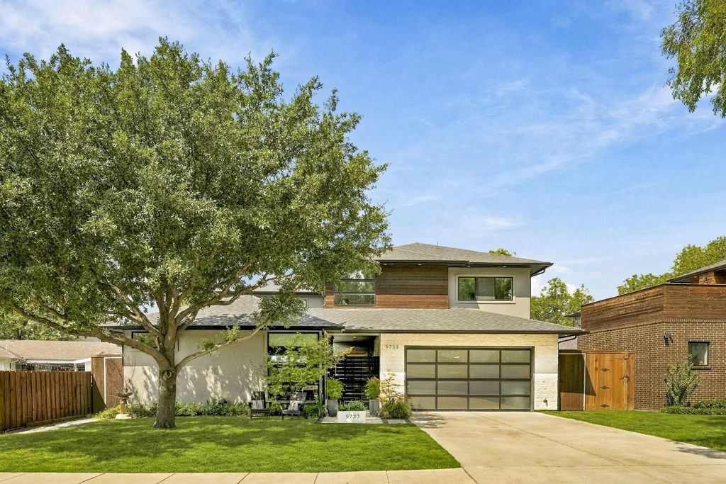 9733 Mixon Drive, Dallas