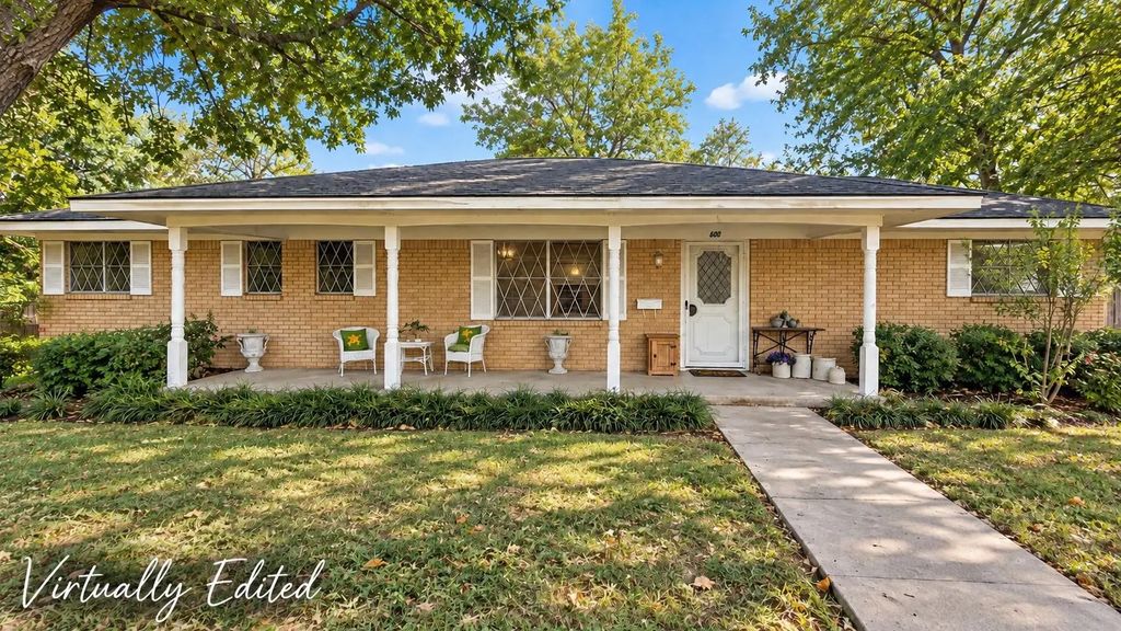 600 Carroll Street, Kerens