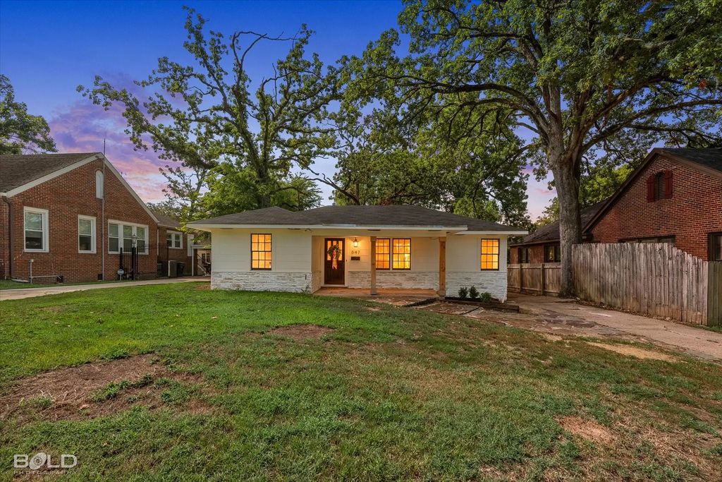 547 Forest Avenue, Shreveport