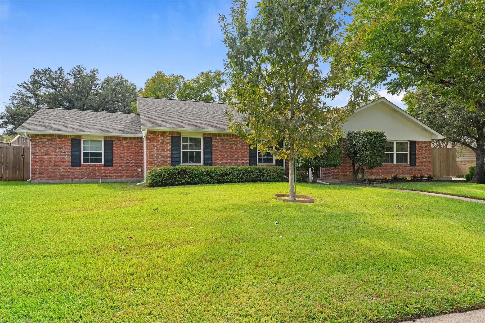 Photo of Listing #21385838
