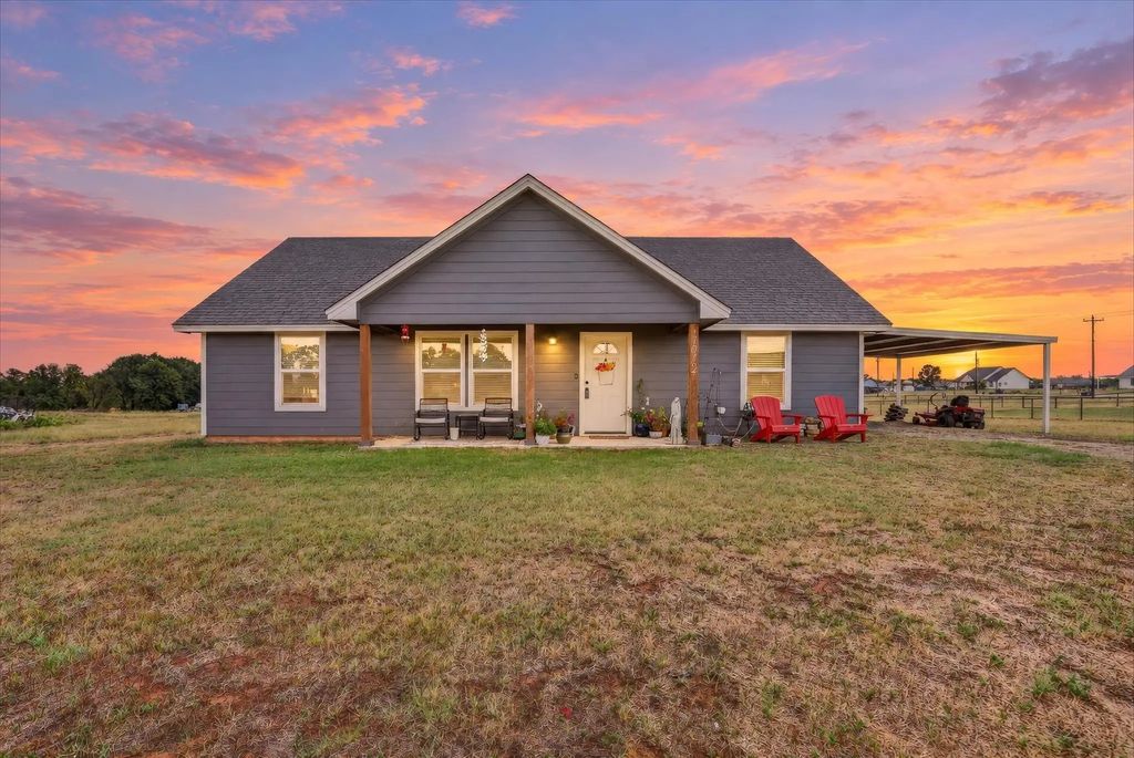 1012 Brown Court, Poolville