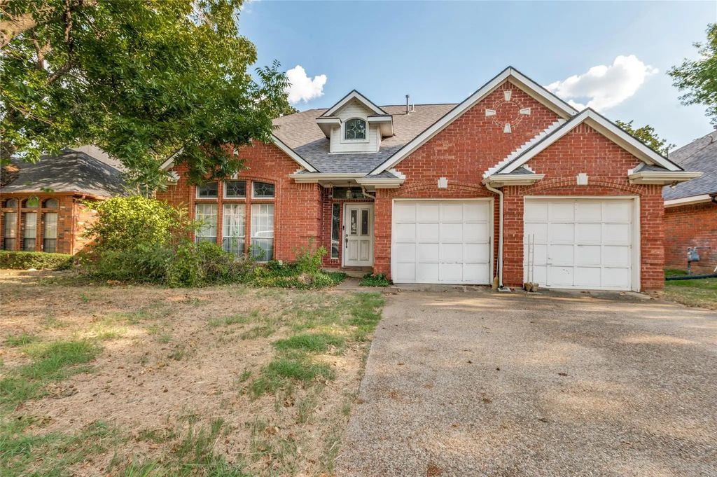 3312 Paint Brush Lane, Bedford