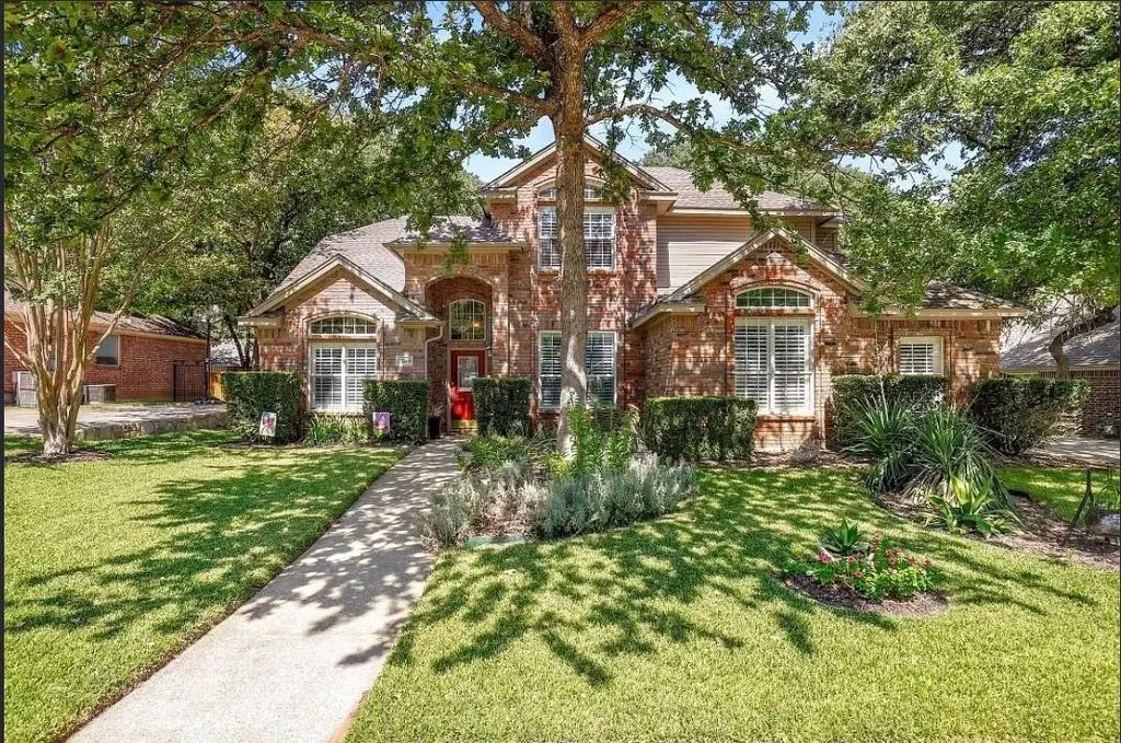 1349 Flying Jib Drive, Azle