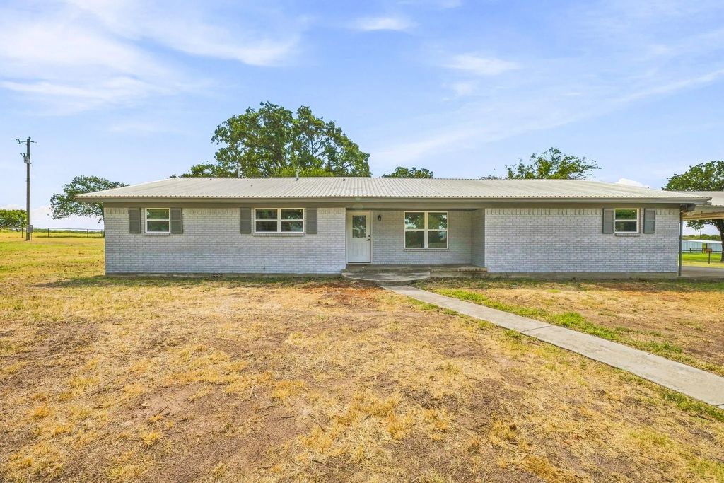1490 County Road 185, Stephenville