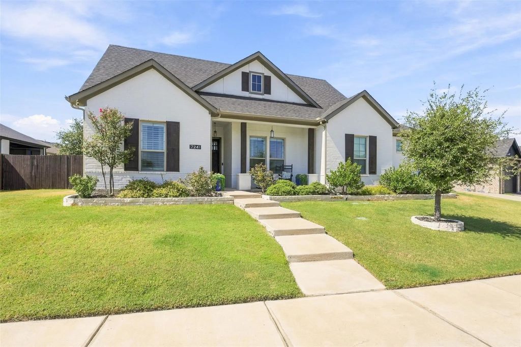 7241 Harrier Street, Fort Worth