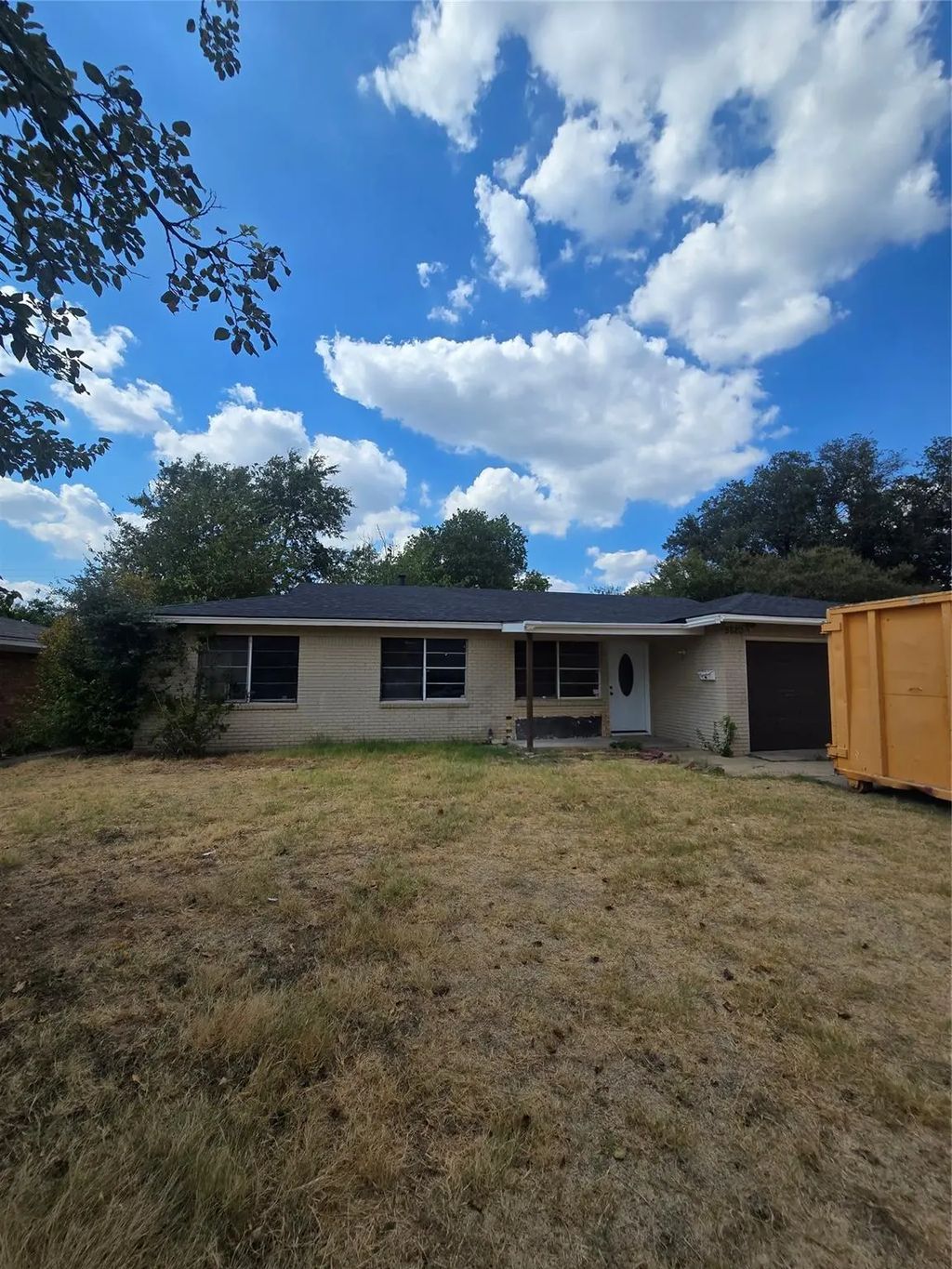5820 Sandra Drive, Fort Worth