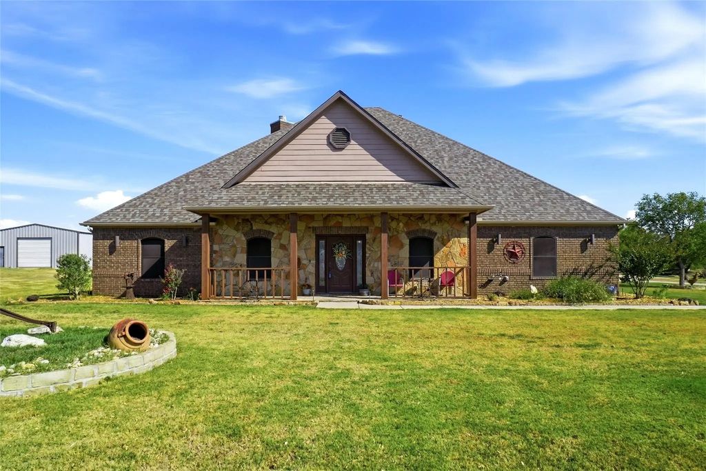 6104 High Meadows Drive, Krum