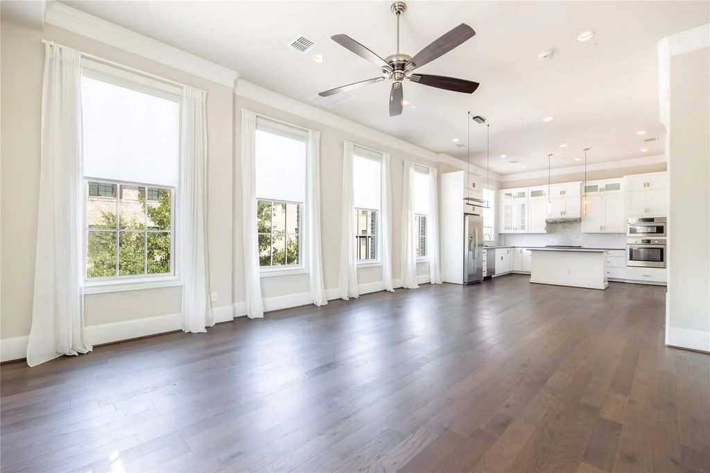 4116 Runyon Road, Addison