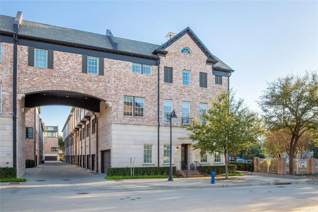 4116 Runyon Road, Addison