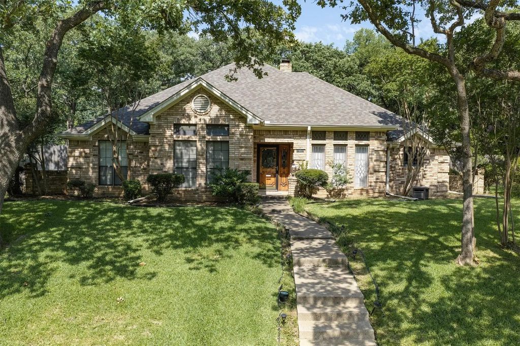 1142 Misty Oak Lane, Keller
