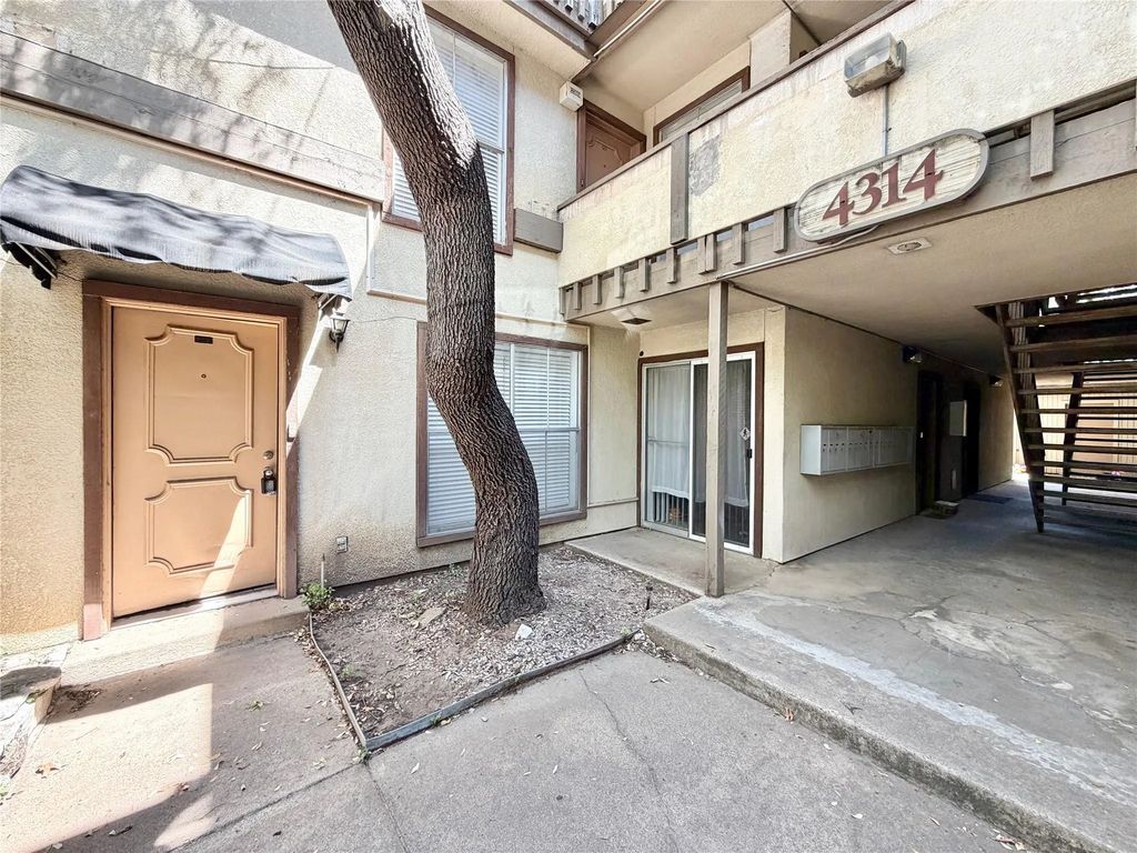 4314 Travis Street 102, Dallas