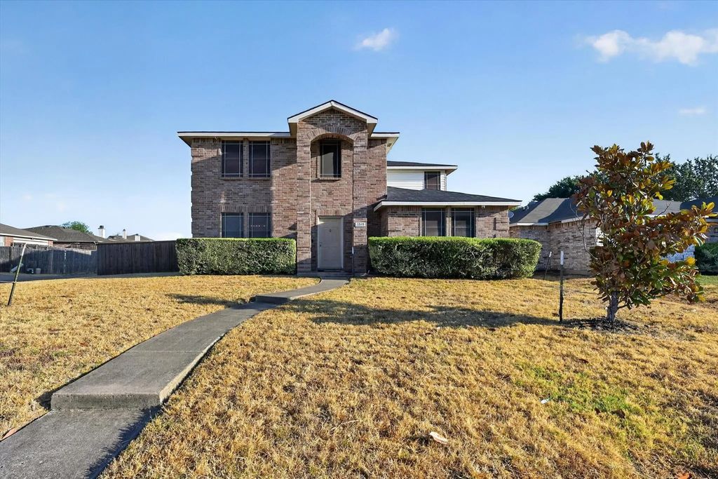 1049 Badger Run, Lancaster